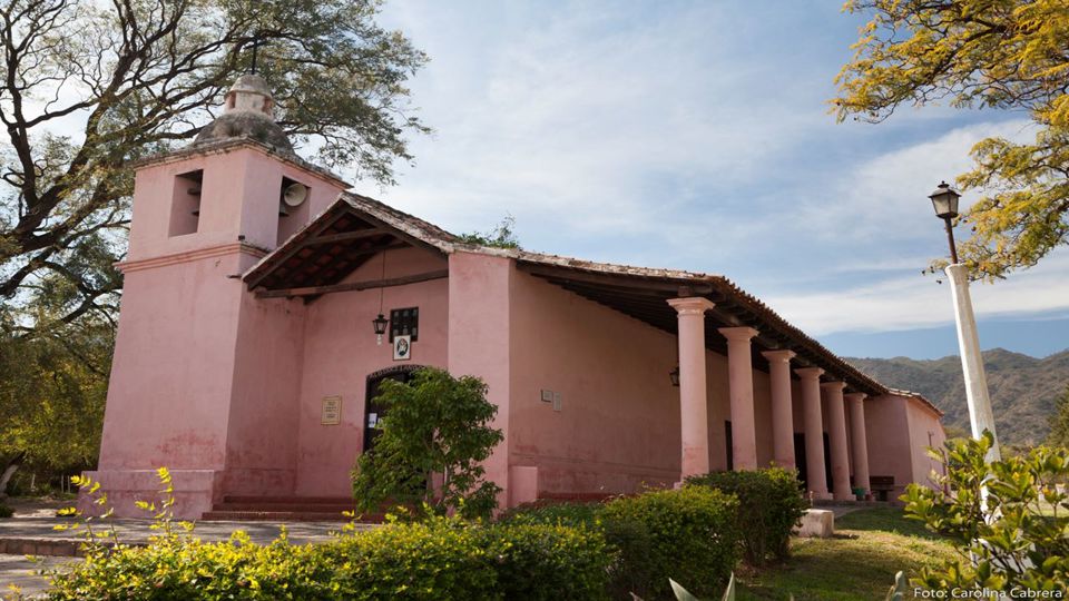 Portezuelo Pass Lookout & Las Pirquitas Dam foto 3