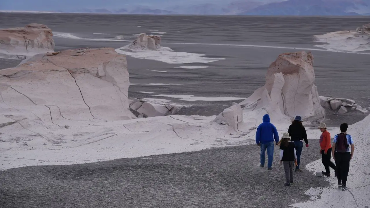 conoce el impresionante Campo de Piedra Pómez